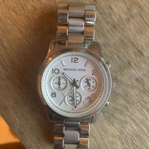 MICHAEL KORS SILVER WOMENS WATCH